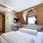 Hotel Garni Alpengruss Garmisch-Partenkirchen