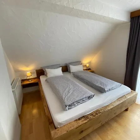 Готель Garni Alpengruss 2*