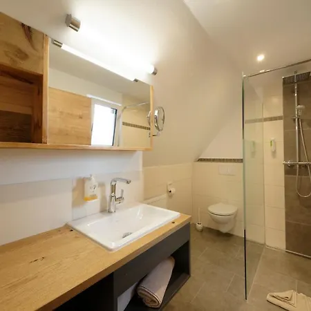 Garni Alpengruss Готель Гарміш-Партенкірхен